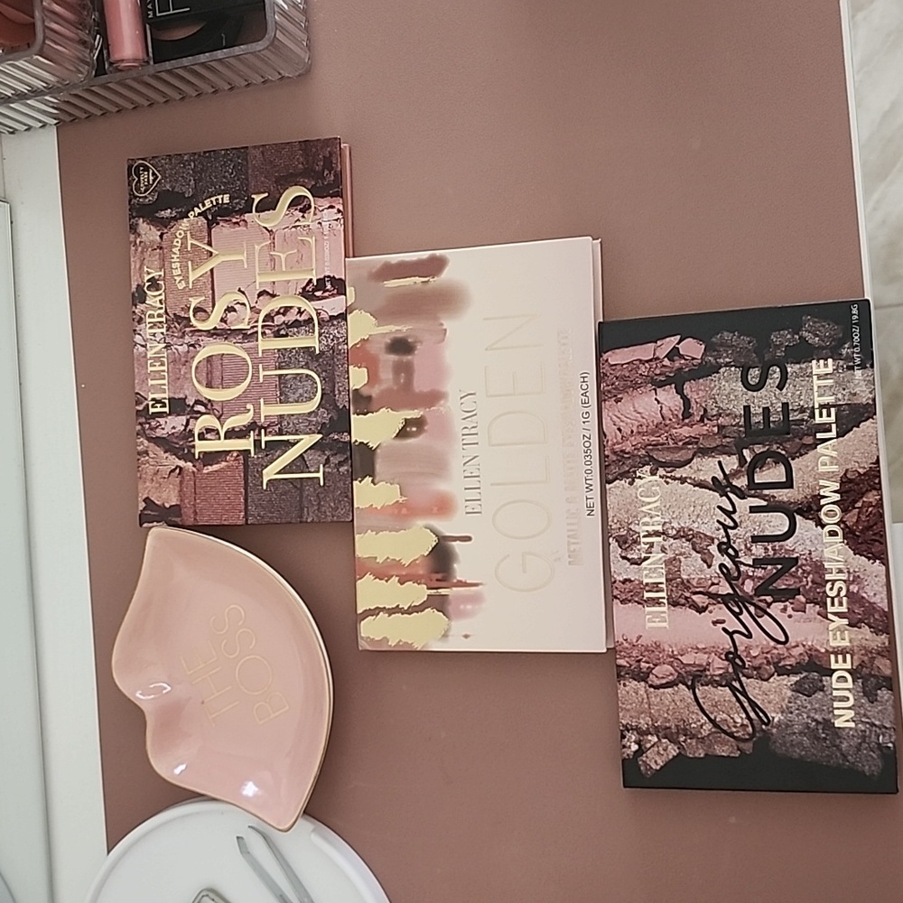 ELLEN Tracy eyeshadow palettes